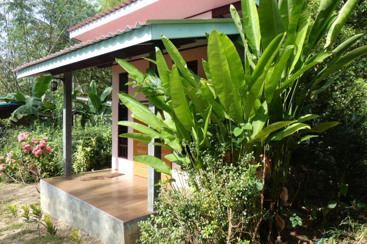 Chom Suan Homestay Ko Kut Exteriör bild